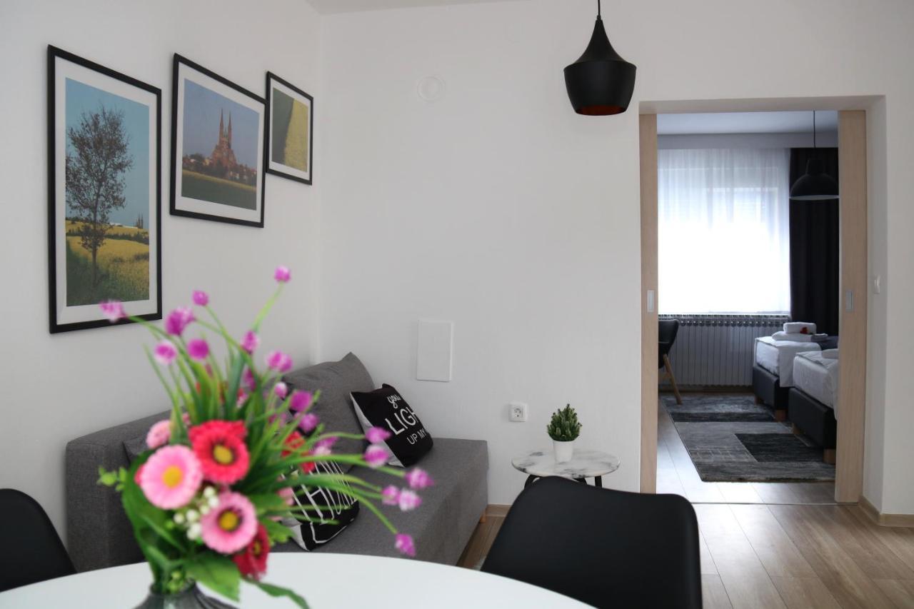 Apartman Relax Ðakovo Exteriör bild